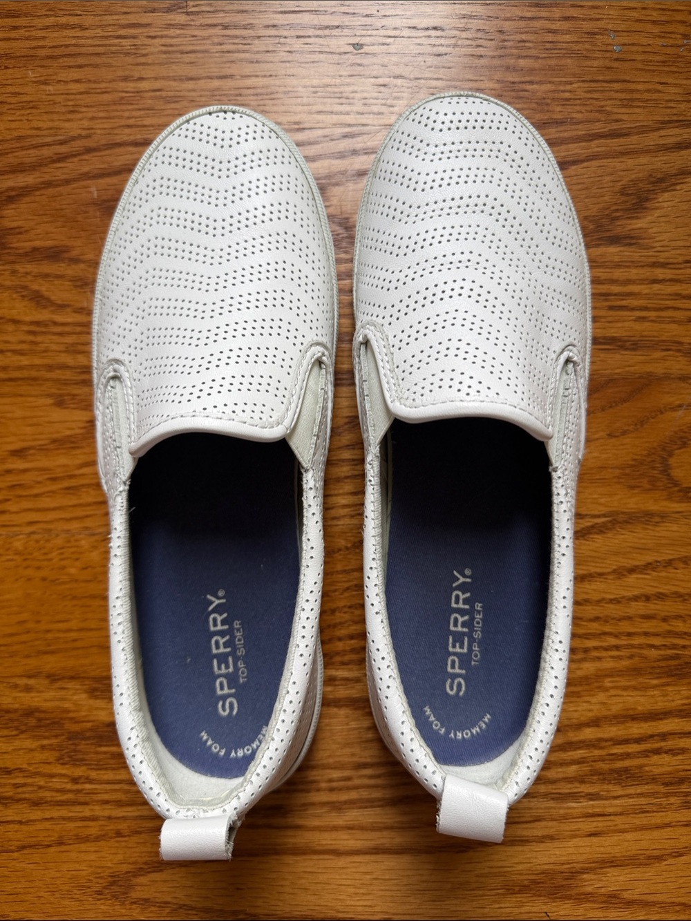 Sperry Crest Twin Gore Perforated White Leather Slip-On Sneakers